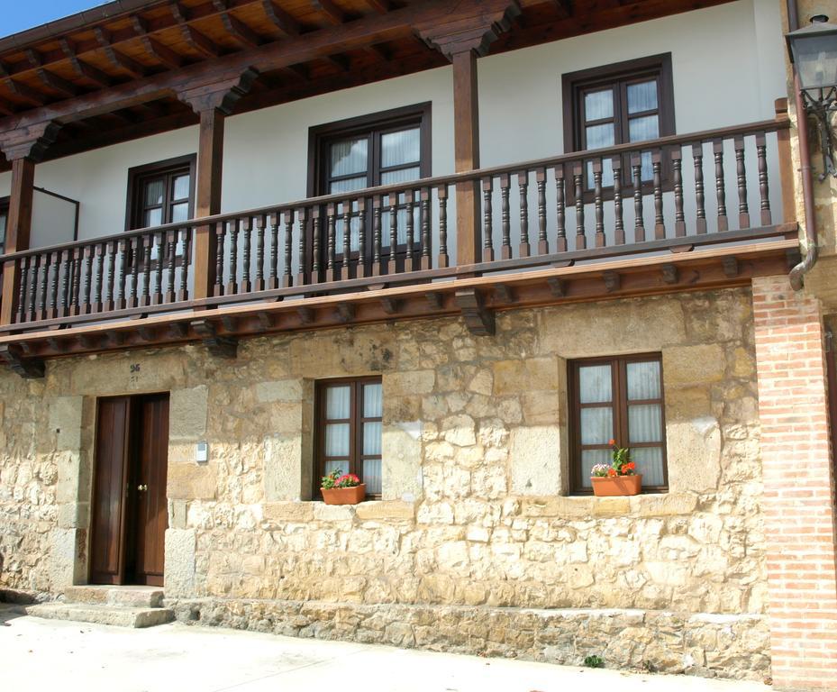 Apartamentos Llave De Santillana Santillana del Mar Camera foto
