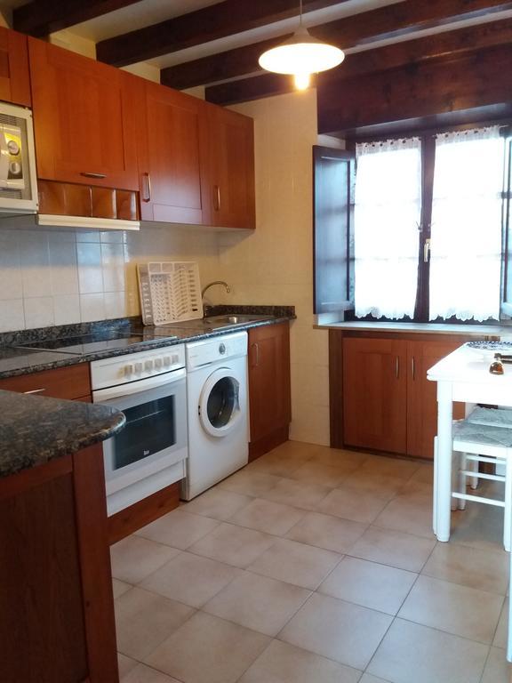 Apartamentos Llave De Santillana Santillana del Mar Esterno foto